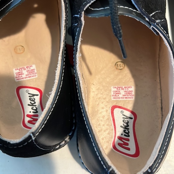 Imported black leather and suede saddleback shoes women’s size 9 - Picture 5 of 6